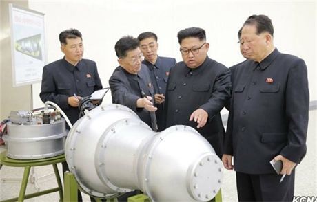 V sobotu severokorejská média uvedla, e Kim ong-un sledoval uloení vodíkové...