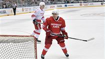 Ruský prezident Vladimir Putin během exhibičního duelu Legends of Hockey. | na serveru Lidovky.cz | aktuální zprávy