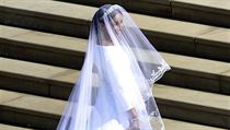 Meghan Markleová před kaplí sv. Jiří. | na serveru Lidovky.cz | aktuální zprávy