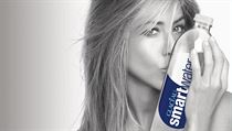 Tváří značky Smartwater je americká herečka Jennifer Aniston. | na serveru Lidovky.cz | aktuální zprávy