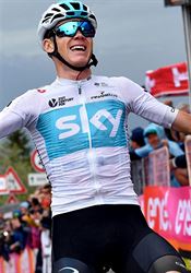 Bojkotujte Frooma, pokud pojede na Tour, apeluje na cyklisty legenda Hinault Chris Froome vítězí v etapě Giro d'Italia | na serveru Lidovky.cz | aktuální zprávy