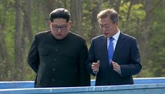 Vdí pedstavitelé obou Korejí pi spoleném jednání.