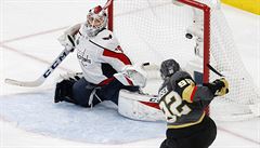 NHL: Nosek rozhodl o výhe Vegas v úvodním finále nad Washingtonem 6:4