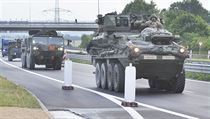 První vozy amerického vojenského konvoje, který míří přes Česko na cvičení... | na serveru Lidovky.cz | aktuální zprávy