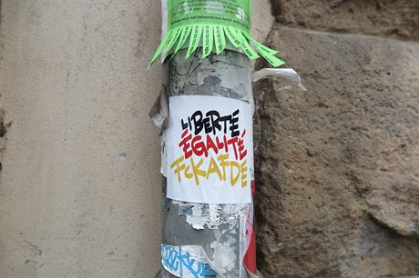 Volnost, rovnost, posrné AfD na stickeru v Dráanech.