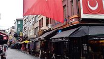 Istanbulské ulice skrývají trhy s čerstvými rybami i nespočet barů a restaurací. | na serveru Lidovky.cz | aktuální zprávy