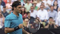 Roger Federer slaví postup do finále travnatého turnaje ve Stuttgartu. | na serveru Lidovky.cz | aktuální zprávy