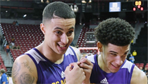 Mladí basketbalisté Kyle Kuzma (vlevo) a Lonzo Ball jsou kamarádi. Společně... | na serveru Lidovky.cz | aktuální zprávy