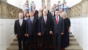 Jedna vláda a tři plagiáty Vláda jmenovaná prezidentem Milošem Zemanem | na serveru Lidovky.cz | aktuální zprávy