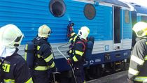 Hasiči zasahují u požáru elektrické lokomotivy v Berouně. | na serveru Lidovky.cz | aktuální zprávy