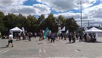 Demonstranti Pirátské strany | na serveru Lidovky.cz | aktuální zprávy