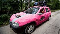 Chlupatá auta, obří zahrádky. Z Česka poprvé odstartovala slavná Mongol Rally V Česku poprvé odstartovala slavná Mongol Rally. | na serveru Lidovky.cz | aktuální zprávy