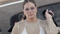 Rybářská večerní. Boubelatá modelka (odborně plus size) Ashley Grahamová... | na serveru Lidovky.cz | aktuální zprávy
