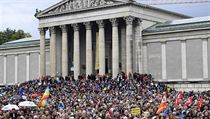 Motto demonstrace znělo „Spojeni proti politice strachu“. | na serveru Lidovky.cz | aktuální zprávy