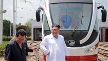 Kim Čong-un byl z nových vozů nadšený, pochválil nejen nový vzhled. | na serveru Lidovky.cz | aktuální zprávy