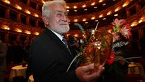 Ceny Thálie 2008. Ilja Racek přebírá v Národním divadle ocenění za celoživotní... | na serveru Lidovky.cz | aktuální zprávy