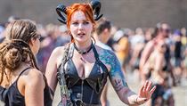 Návštěvníci letošního ročníku festivalu Brutal Assault. | na serveru Lidovky.cz | aktuální zprávy