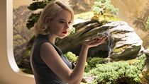 Emma Stoneová je fascinovaná. Seriál Maniac (2018). Režie: Cary Fukunaga. | na serveru Lidovky.cz | aktuální zprávy