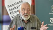 Patriot. „Když Meryl Streepová jezdí do Anglie hrát Angličanky, chápu to jako... | na serveru Lidovky.cz | aktuální zprávy