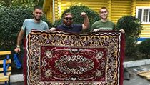 Fanoušci Rostova pronesli na stadion koberec. Jeho motiv se stal inspirací pro... | na serveru Lidovky.cz | aktuální zprávy