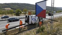 Zhruba stejný počet nelegálních poutačů stále zůstává. Sdělil to ministr... | na serveru Lidovky.cz | aktuální zprávy