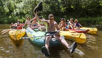 Vltava jako byznys budí obavy. Plány počítají s dvojnásobkem vodáků i s turisty z ciziny V Boršově je 700 domácností a 200 chat, v letních měsících zde zakončí vodu... | na serveru Lidovky.cz | aktuální zprávy