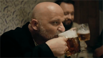 Herec Hynek Čermák ve spotu na Staropramen. | na serveru Lidovky.cz | aktuální zprávy