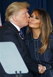 Trump i Melanie jsou nominováni na Zlatou malinu za ,roli‘ v dokumentu Donald Trump a první dáma Melanie Trumpová. | na serveru Lidovky.cz | aktuální zprávy
