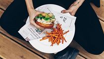 Halloumi burger | na serveru Lidovky.cz | aktuální zprávy