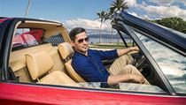 Rychlá auta a prosluněná Havaj. Jay Hernandes jako Thomas Magnum. Seriál Magnum... | na serveru Lidovky.cz | aktuální zprávy