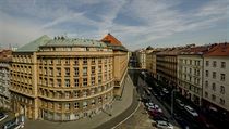 Pohled ze střechy do Slezské ulice a na Pražský městský soud. | na serveru Lidovky.cz | aktuální zprávy