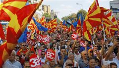 Jsme pro! dávali najevo Makedonci pi pochodu na podporu zmny názvu zem a...