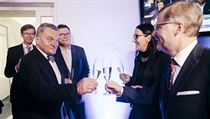 V pražském volebním štábu ODS se v sobotu večer slaví. | na serveru Lidovky.cz | aktuální zprávy