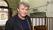 Poslanec a bývalý místopředseda komunistů Jiří Dolejš před pátečním jednáním... | na serveru Lidovky.cz | aktuální zprávy