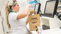 Zákazníci obdrží léky do 120 minut od objednání. Zákazníci obdrží léky do 120 minut od objednání.