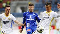 Zleva Ondřej Bačo, Václav Pilař (v modrém) a Lukáš Holík. | na serveru Lidovky.cz | aktuální zprávy
