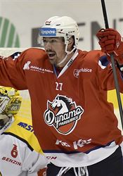 ŠINDELÁŘ: Šílené kroky v Pardubicích. Fanoušci nadávají legendě i primátorovi, Salfickému hrozí pěstmi Utkání 16. kola hokejové extraligy: HC Verva Litvínov - HC Dynamo Pardubice, 3.... | na serveru Lidovky.cz | aktuální zprávy