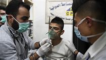 Desítky civilistů musely v sobotu v syrském městě Halab (Aleppo) vyhledat... | na serveru Lidovky.cz | aktuální zprávy