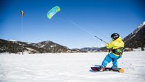 Snowkiting v Achenkirchu.