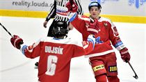 Tomáš Dujsík a Aleš Jergl z Olomouce slaví branku. | na serveru Lidovky.cz | aktuální zprávy