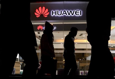 Národní úad pro kybernetickou a informaní bezpenost varoval ped technologiemi Huawei.