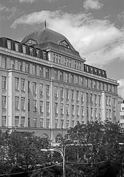 Jeden z nejplodnějších projektantů v meziválečném Československu. Adolf Foehr zemřel v Bohnicích Palác Škodových závodů na Smíchově z první poloviny 20. let dvacátého století | na serveru Lidovky.cz | aktuální zprávy