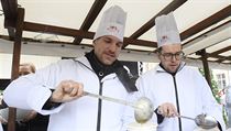 Pražský primátor Zdeněk Hřib (vlevo) a předseda poslaneckého klubu Pirátů Jakub... | na serveru Lidovky.cz | aktuální zprávy