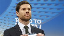Fotbalista Xabi Alonso při losu Ligy mistrů. | na serveru Lidovky.cz | aktuální zprávy