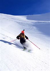 Rakouské středisko Ischgl. Čerstvý sníh, přelet nad údolím i divoké aprés ski Guide náročnost svahů postupně zvyšoval, a jedním z nejlepších freeridů byl... | na serveru Lidovky.cz | aktuální zprávy