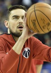 „Komorní“ NBA v Londýně: Diváci nefandili, zápas je ani moc nezajímal „Docela mi O2 Arena sedla, i když jsme v ní měli jen jeden trénink. Dařilo se... | na serveru Lidovky.cz | aktuální zprávy