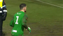 Brankář Newportu County Joe Day. | na serveru Lidovky.cz | aktuální zprávy