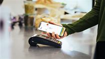 ,Jablíčkáři’ v Česku zaplatí mobilem nebo hodinkami, startuje Apple Pay Platit iPhonem budou moci také zákazníci Twista. | na serveru Lidovky.cz | aktuální zprávy