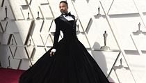 Americký herec a zpěvák Billy Porter dorazil na Oscary v dlouhých a nadýchaných... | na serveru Lidovky.cz | aktuální zprávy
