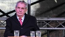 Miloš Zeman ve Vintířově během své návštěvy Karlovarského kraje. | na serveru Lidovky.cz | aktuální zprávy